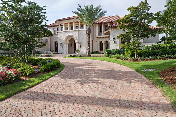 Best Driveway Pavers Contractor  in Mooresville, IN